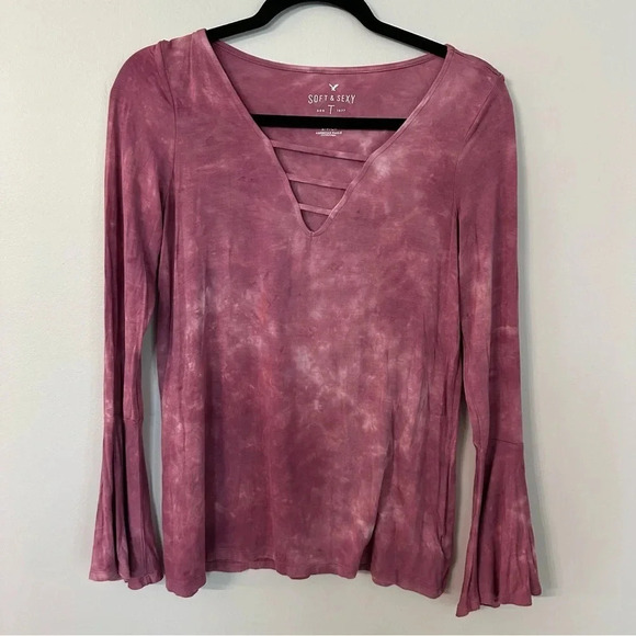 American Eagle Outfitters Soft & Sexy Maroon Long Flutter Sleeve V-Neck Sz S GUC - Picture 2 of 6
